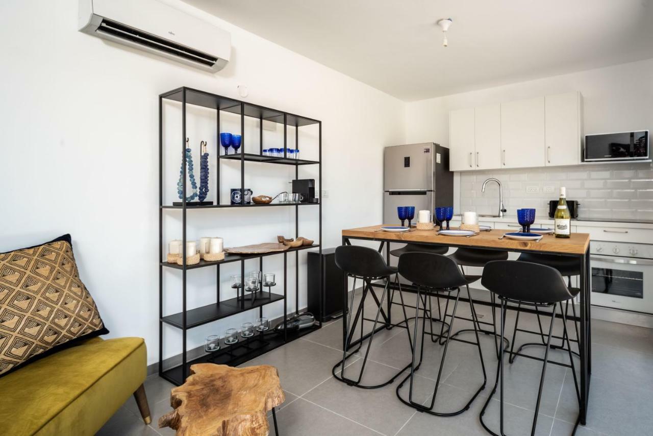 Duplex With Sea View Terrace Above The Flea Market 텔아비브 외부 사진