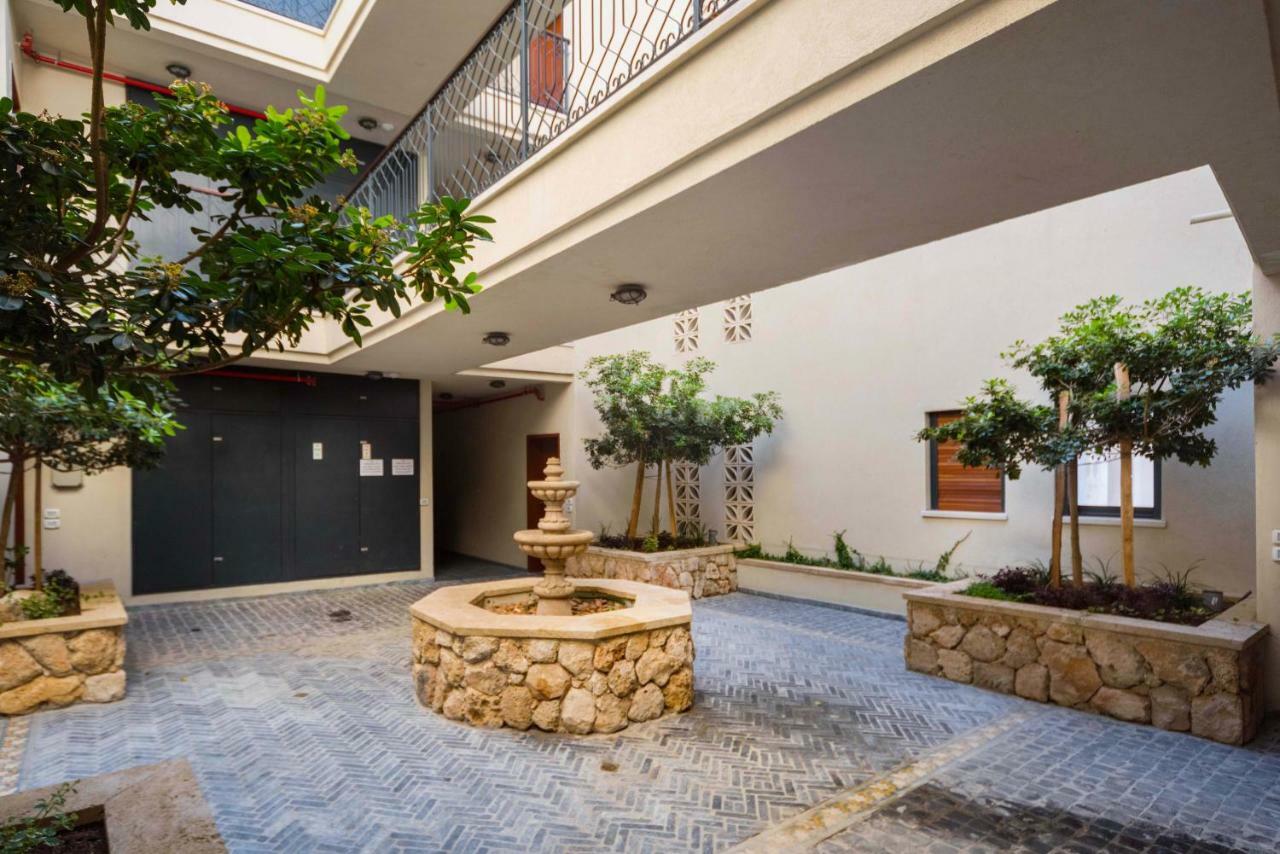 Duplex With Sea View Terrace Above The Flea Market 텔아비브 외부 사진